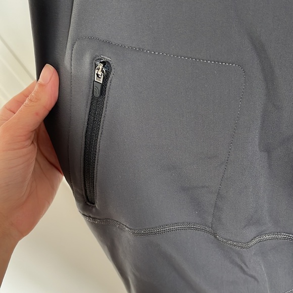 The North Face Joggers - Picture 3 of 7